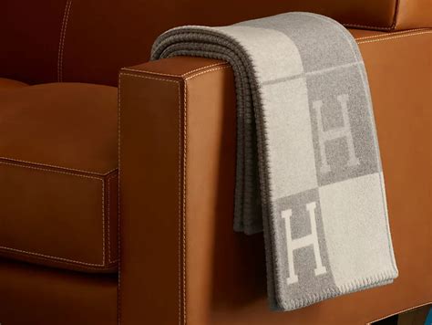 7 Cozy Hermès Blanket Dupes 